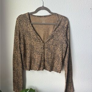 American Eagle Outfitters Tan and Black Button-Up Top